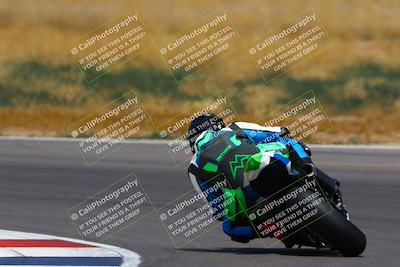 media/Apr-30-2023-CRA (Sun) [[020fcf5d43]]/Race 4-600 Supersport/